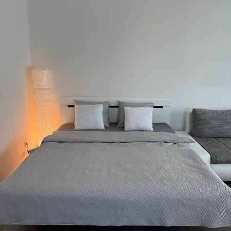 Apartmán 72m2 Private Garden Parking Free Praha