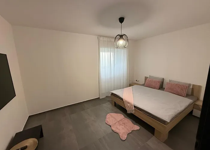 Apartamento 72m2 Private Garden Parking Free *