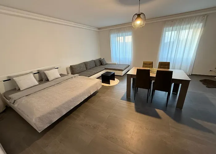 72m2 Private Garden Parking Free Praga