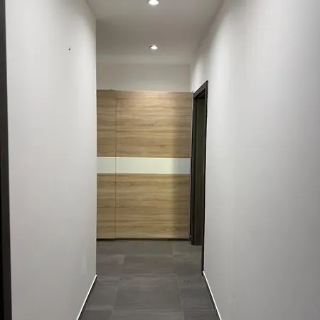 72m2 Private Garden Parking Free Praga